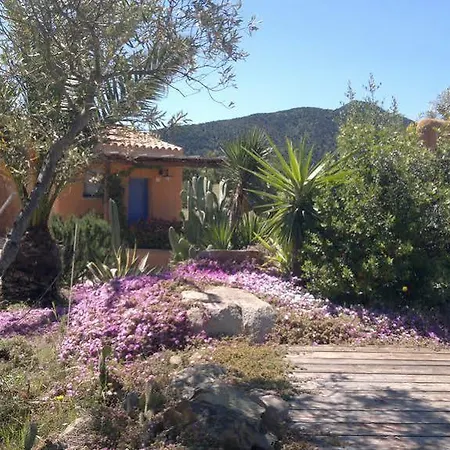 Hotel S'acqua Sassa 3*